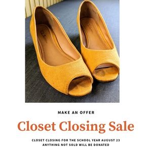 Mustard peep toe "Home Run" pumps